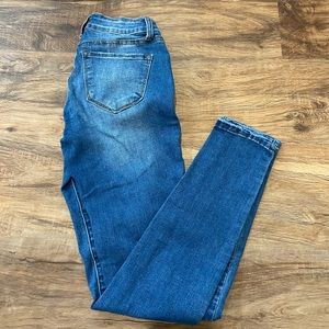 Kancan Skinny Jeans No Holes